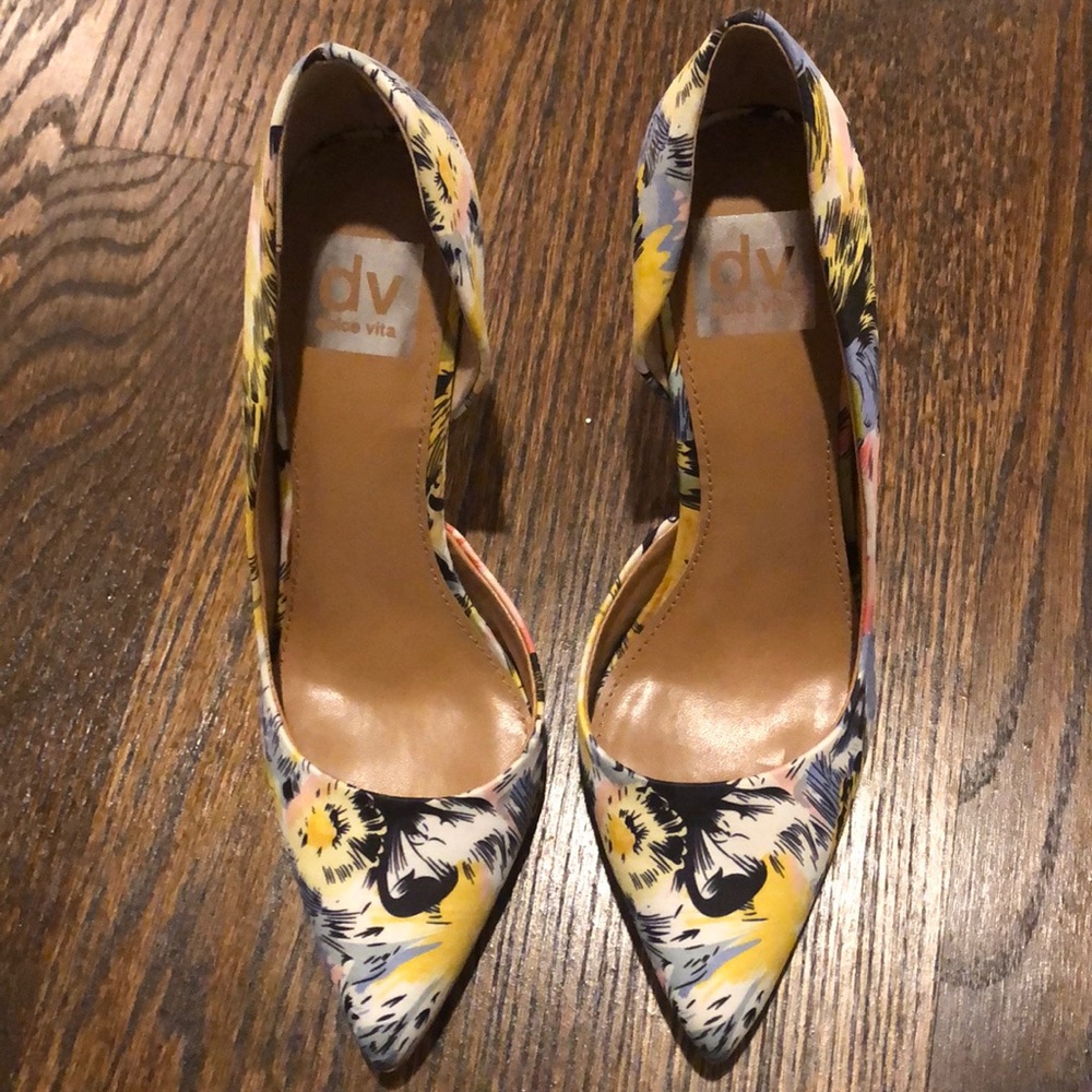 Dolce Vita floral heels